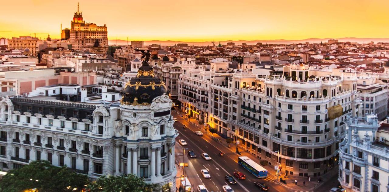 Puerta Del Sol Carretas Apartaments & Rooms มาดริด ภายนอก รูปภาพ