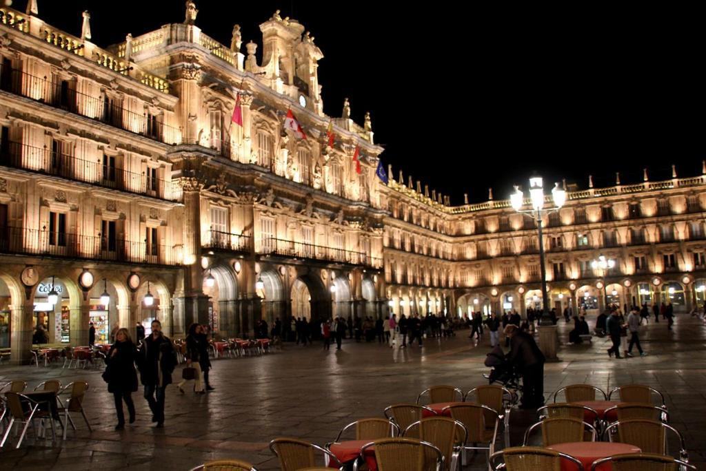 Puerta Del Sol Carretas Apartaments & Rooms มาดริด ภายนอก รูปภาพ