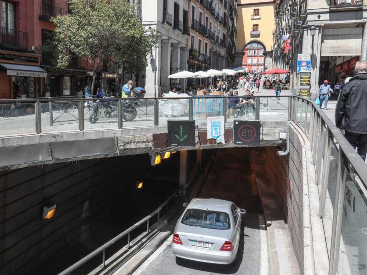 Puerta Del Sol Carretas Apartaments & Rooms มาดริด ภายนอก รูปภาพ