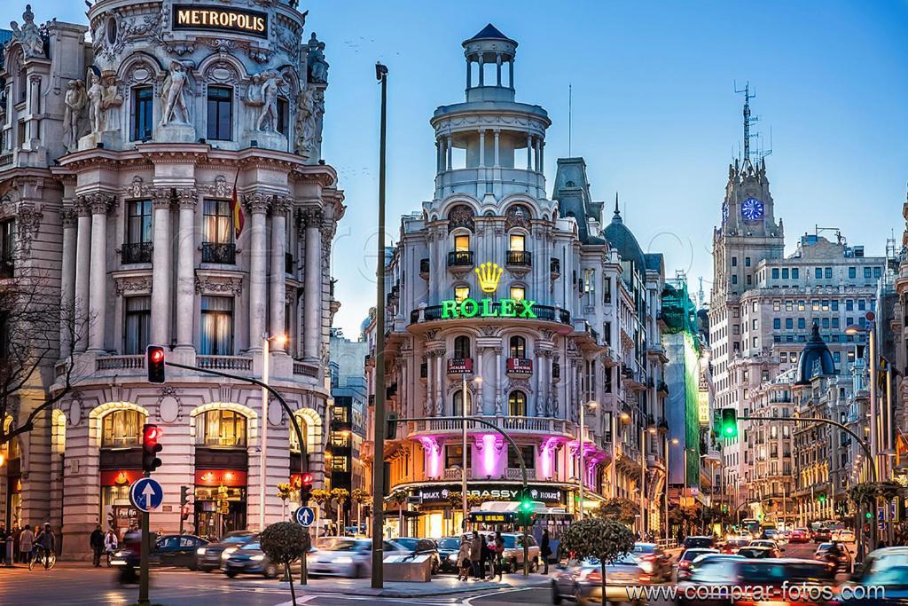Puerta Del Sol Carretas Apartaments & Rooms มาดริด ภายนอก รูปภาพ