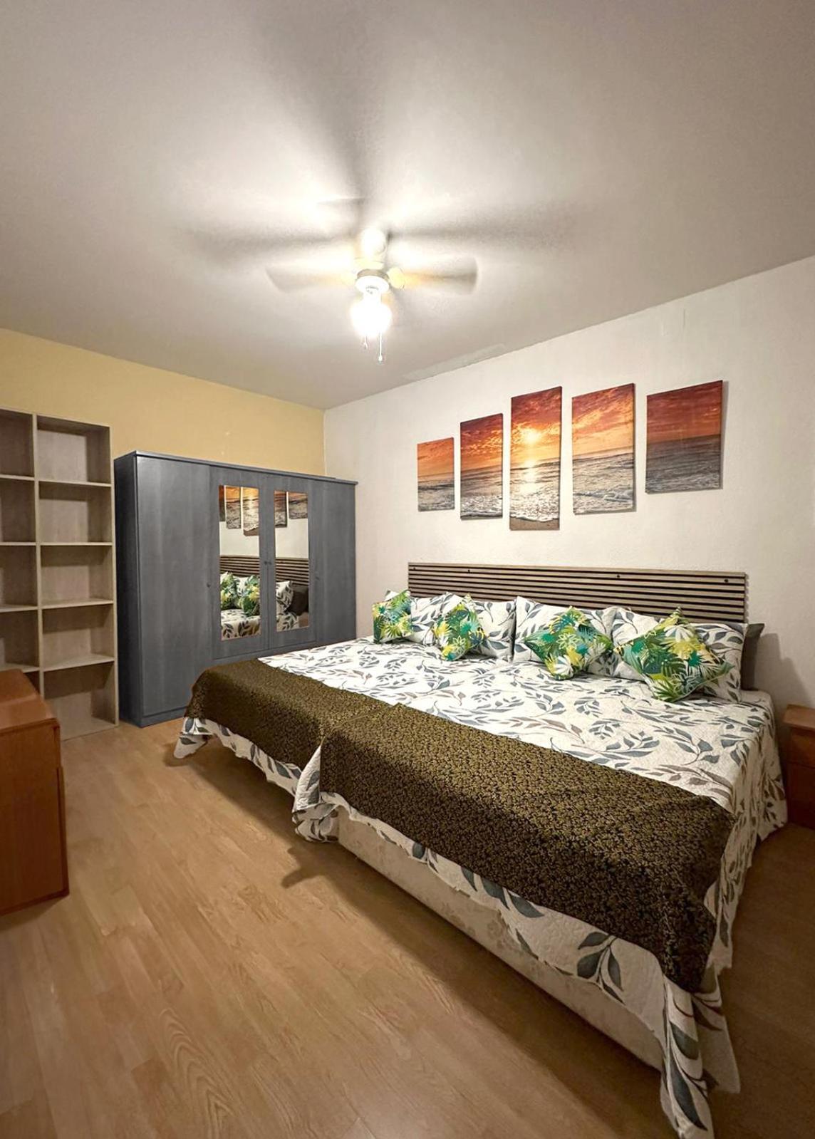 Puerta Del Sol Carretas Apartaments & Rooms มาดริด ภายนอก รูปภาพ