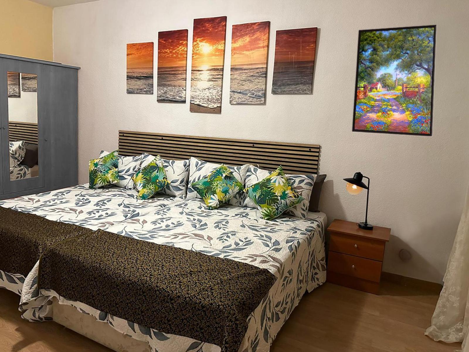 Puerta Del Sol Carretas Apartaments & Rooms มาดริด ภายนอก รูปภาพ
